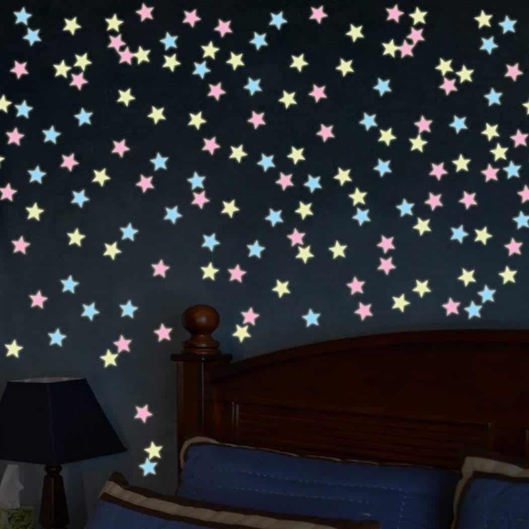 100pcs 3cm 3d luminous star wall sticker fluorescent kids bedroom ceiling home dark star wall stickers festivel decor color pink