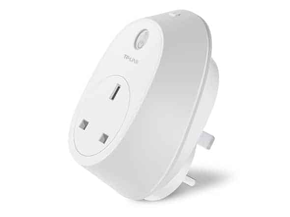 tp link wi fi smart plug with energy monitoring hs110