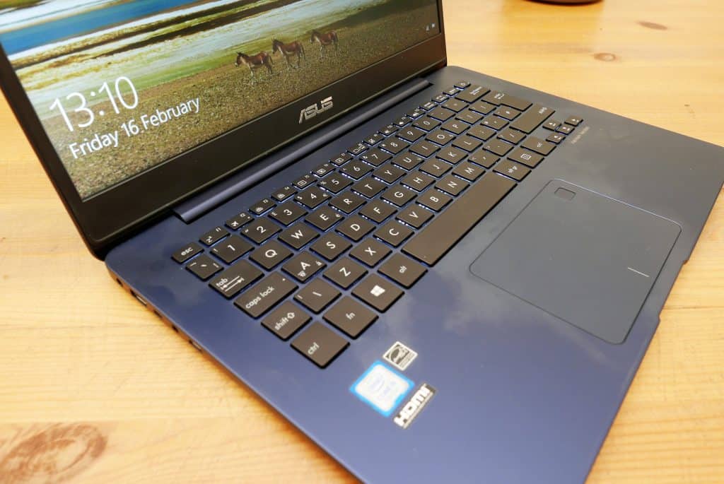 asus zenbook ux430un gv022t blue 2gb nvidia core i5 8gb 14.0 inch