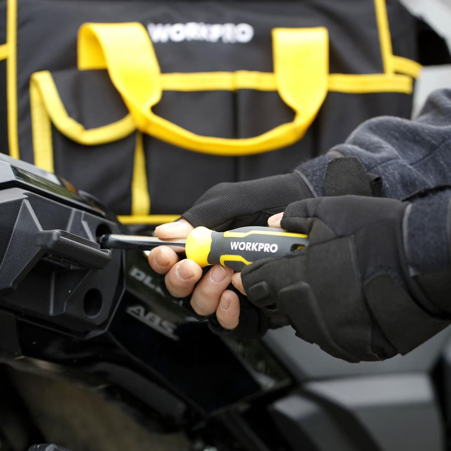 workpro household tool set 32 piece, 12 pocket zip up tool bag