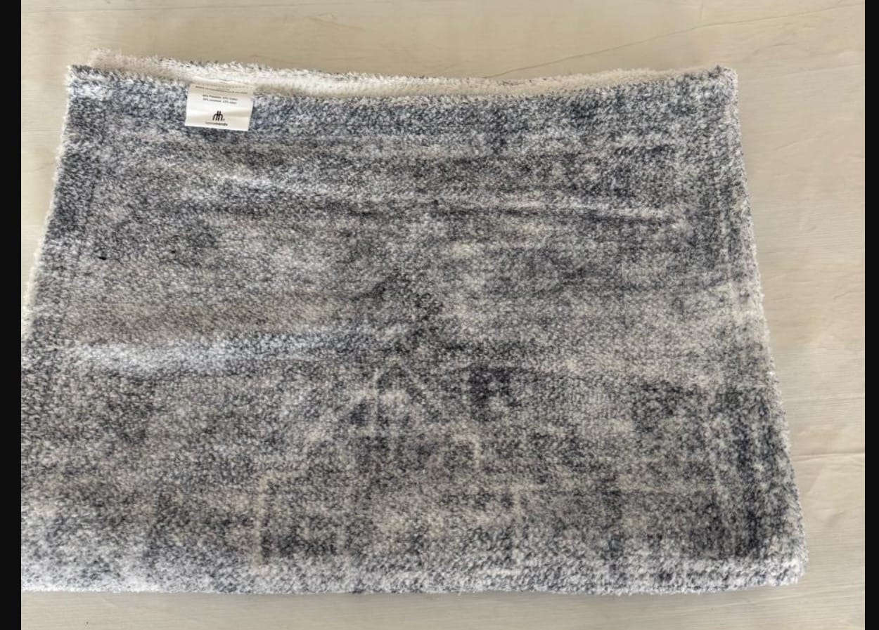 hometrends accent rug 157 x 54cm durable