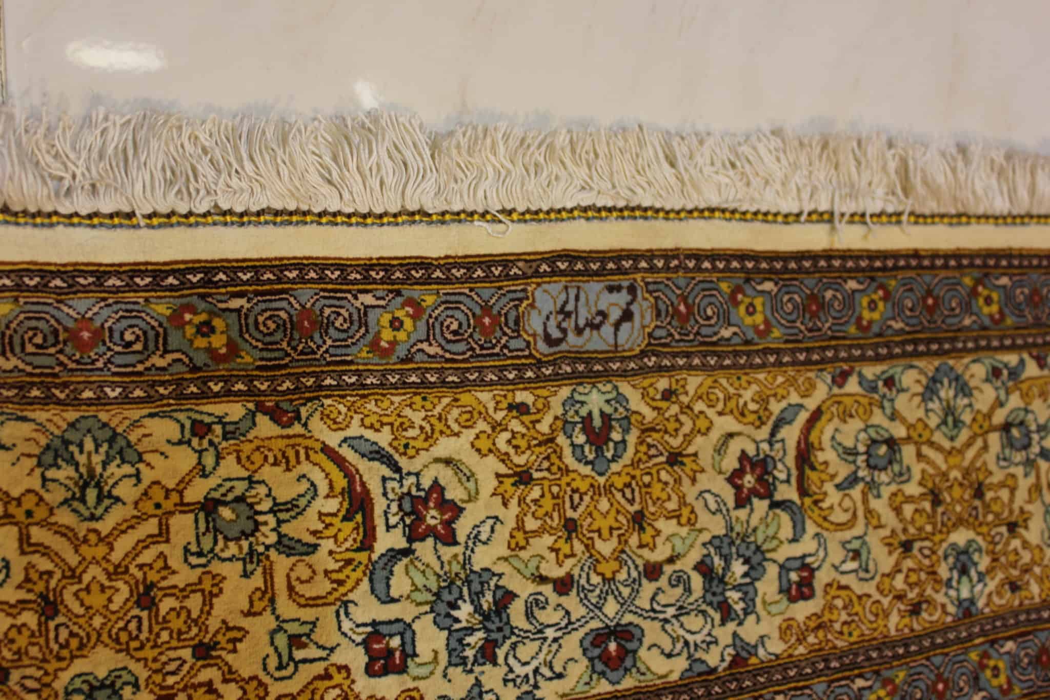 carpet genuine 100% silk handmade kashaan, iran (size 135cmx220cm) cpt27