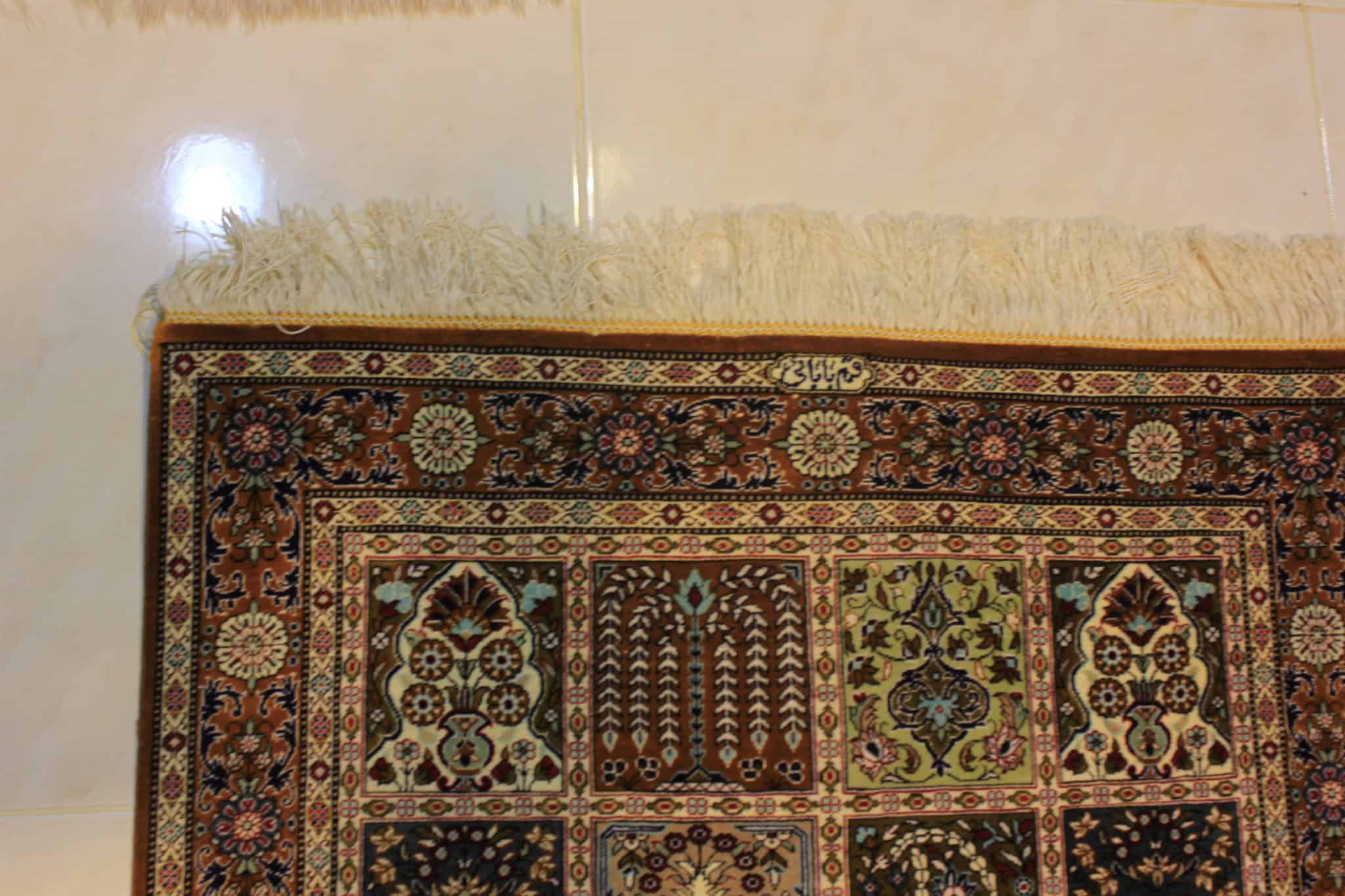 carpet genuine 100% silk handmade, iran (size 80cmx120cm) cpt29