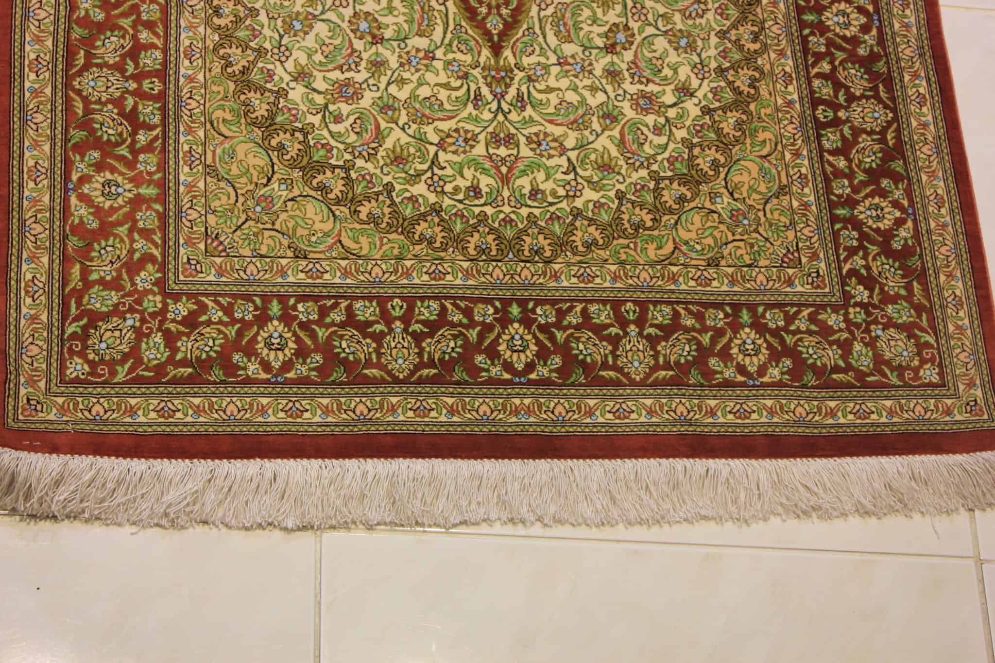 carpet genuine 100% silk handmade, iran (size 80cmx120cm) cpt31