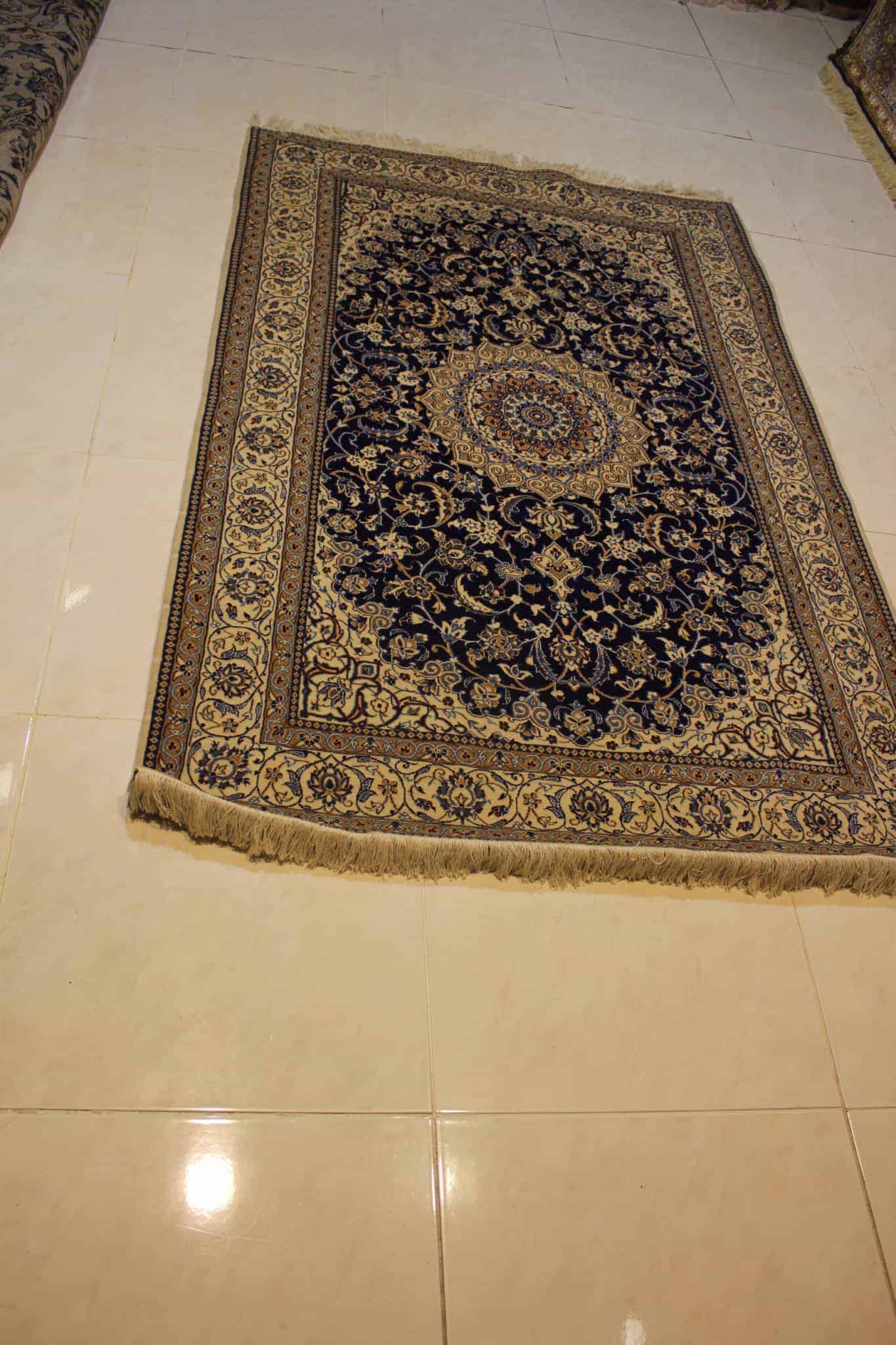 carpet genuine 20% silk, 80% wool, handmade, iran (size 130cmx200cm) cpt47