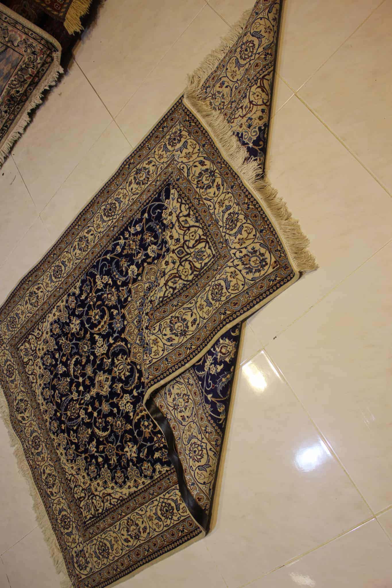 carpet genuine 20% silk, 80% wool, handmade, iran (size 130cmx200cm) cpt47