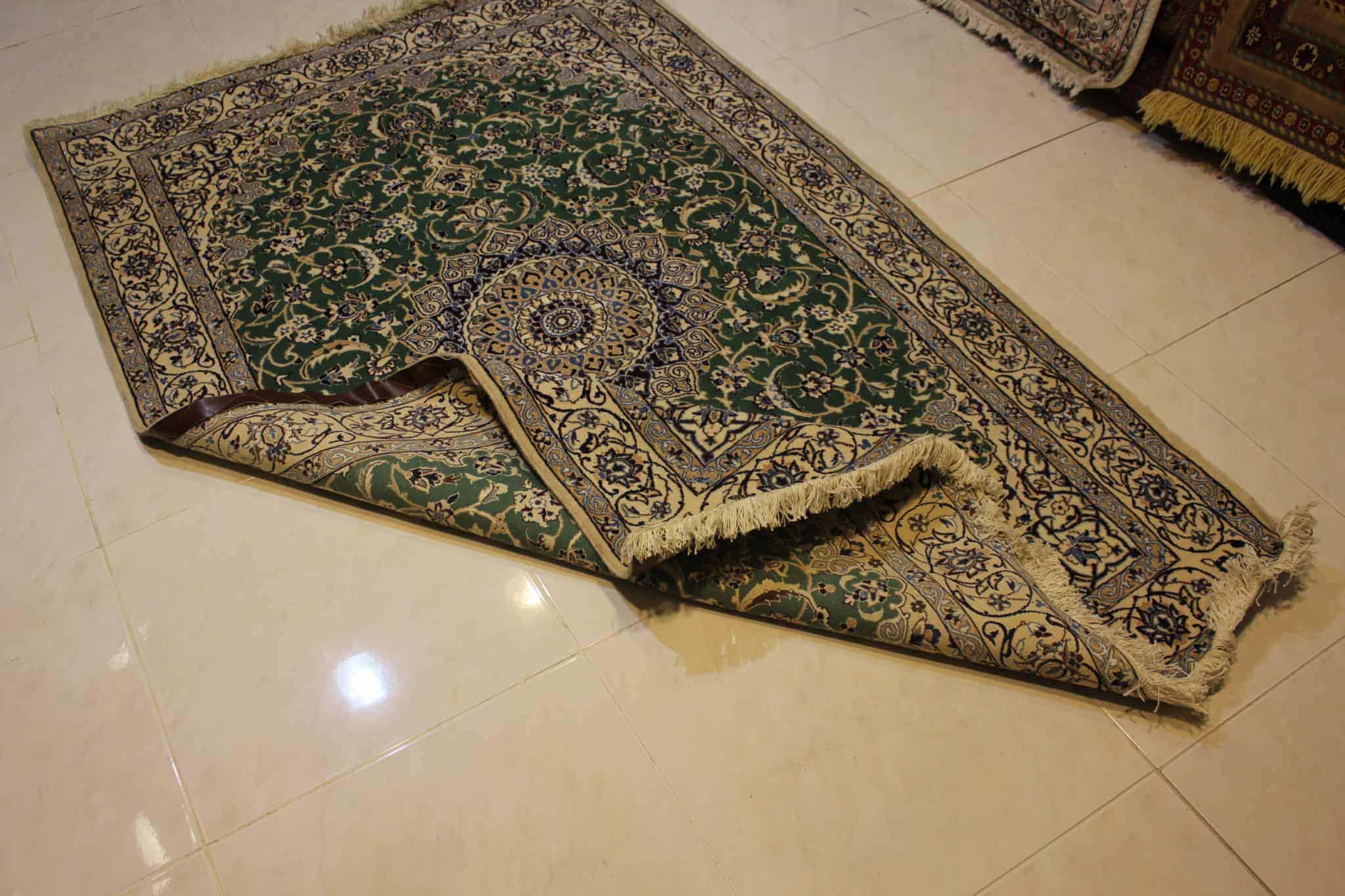 carpet genuine 20% silk, 80% wool, handmade, iran (size 130cmx200cm) cpt48