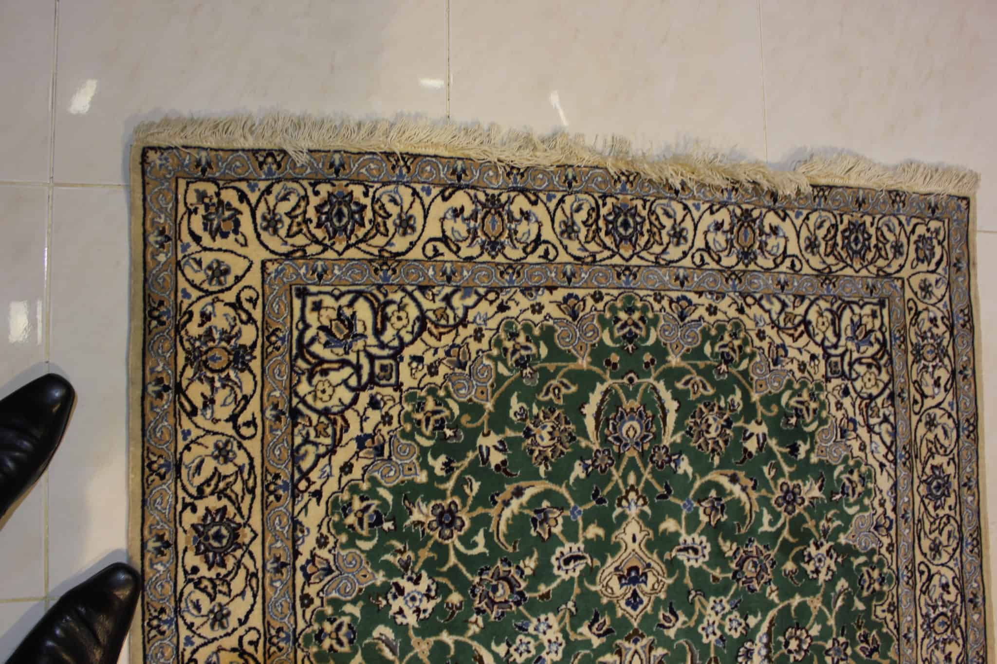 carpet genuine 20% silk, 80% wool, handmade, iran (size 130cmx200cm) cpt48