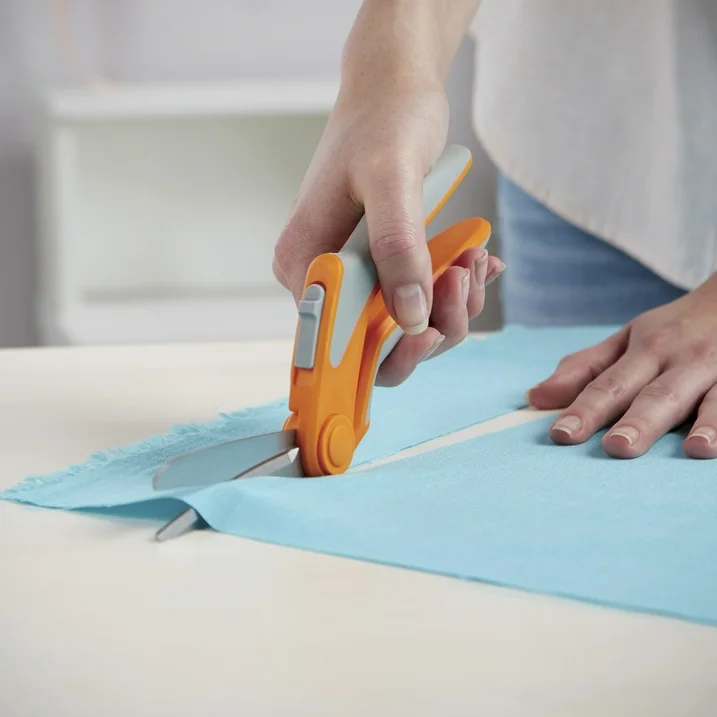 fiskars razoredge easy action fabric shears for tabletop cutting, orange and gray, 8 inch, 190850