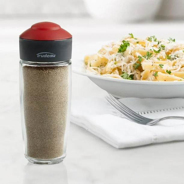 trudeau pop salt or pepper shaker, pop salt or pepper shaker, 1pc