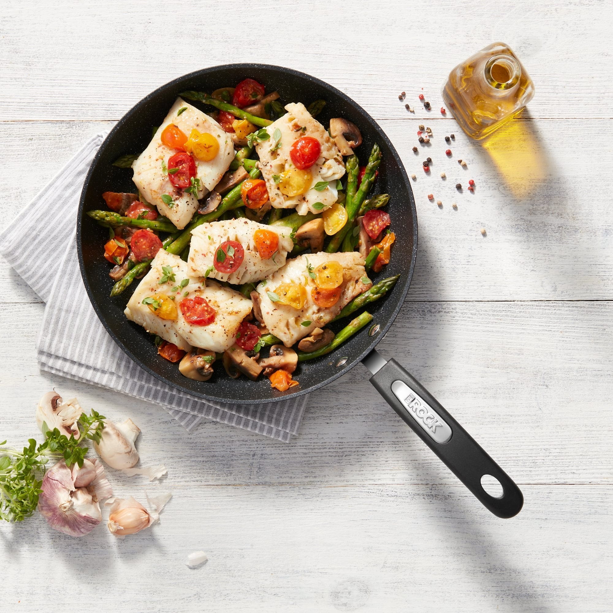 the rock by starfrit 10" stir fry pan, black enhanced nonstick surface